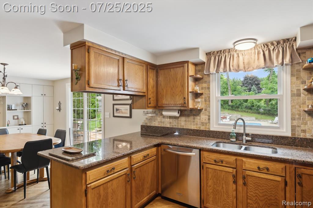 9170 Gale Road, White Lake, MI — Photo 17