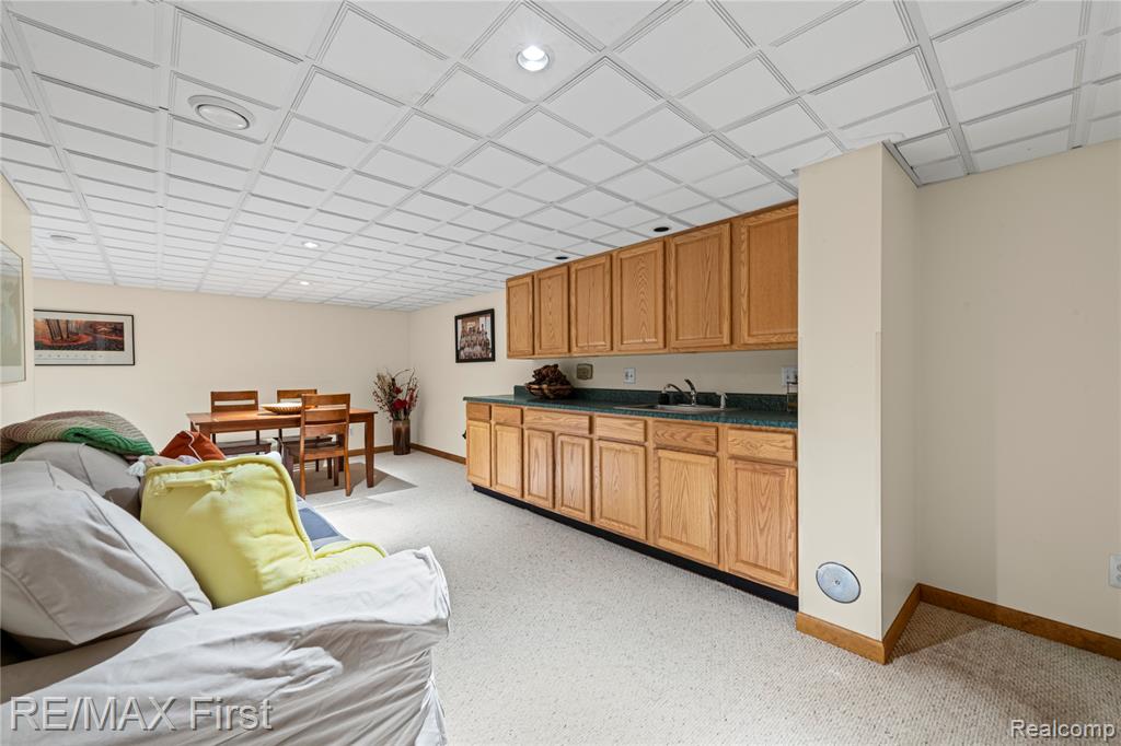 4469 Hickory Court, Warren, MI 48092 — Photo 23