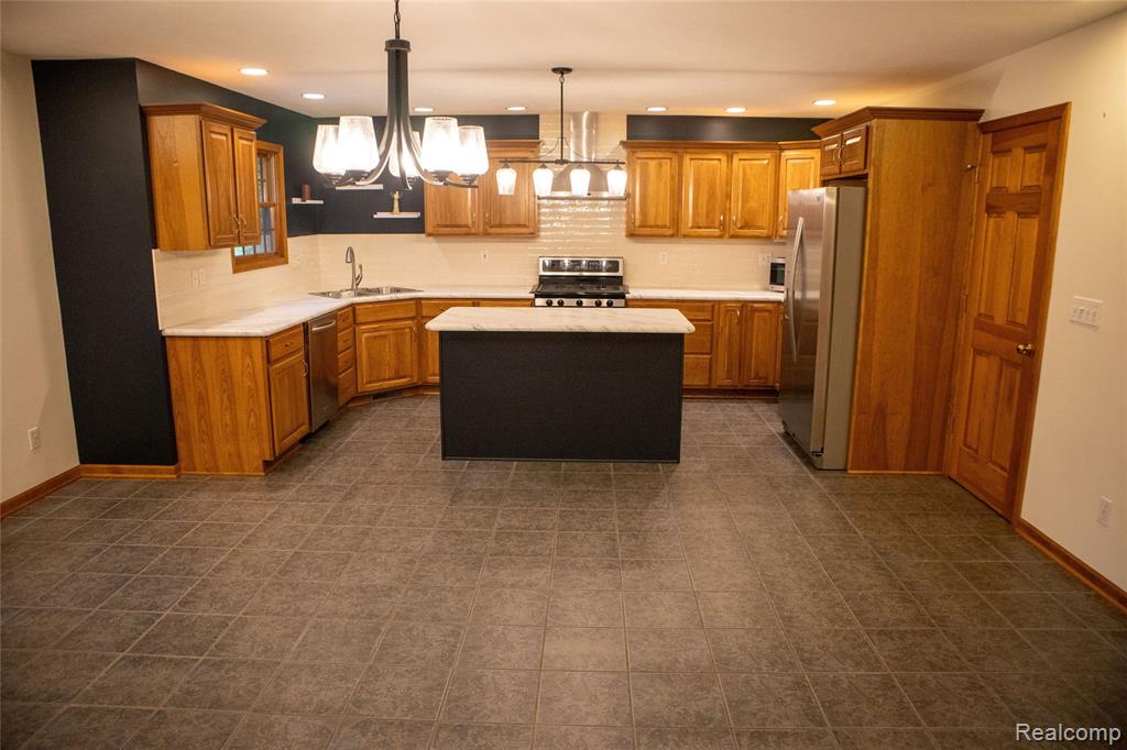 15591 ALANNAH CHRISTINE Drive, Marshall, MI 49068 — Photo 5