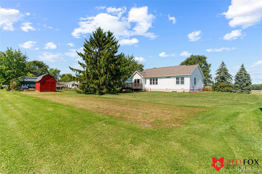 8110 Middleton Road, Corunna, MI 48817 — Photo 9