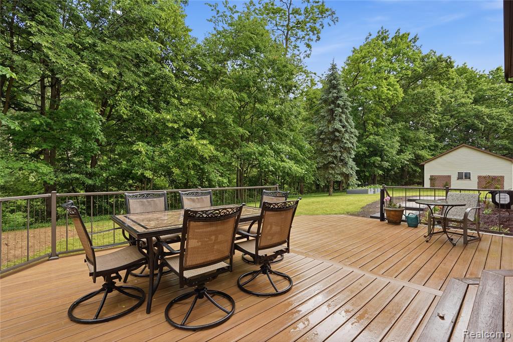 68345 Romeo Plank Road, Ray, MI — Photo 5