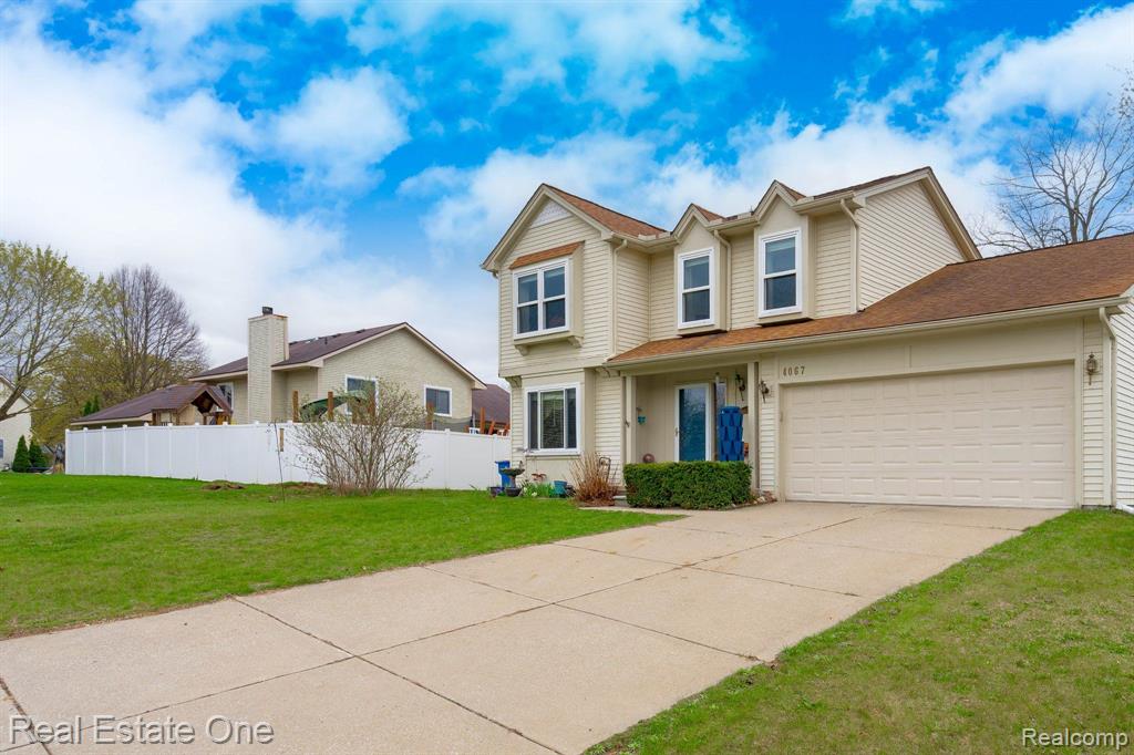 4067 HIGHVIEW, Waterford, MI 48329 — Photo 2