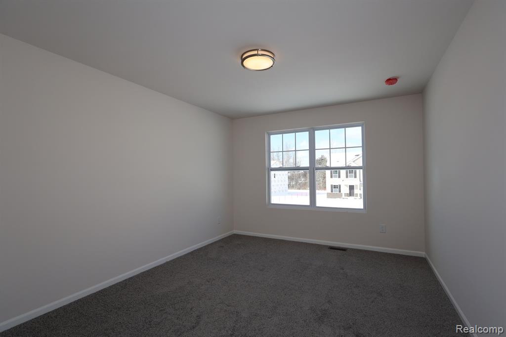 4238 Cedar Lane, Grand Blanc, MI 48439 — Photo 7