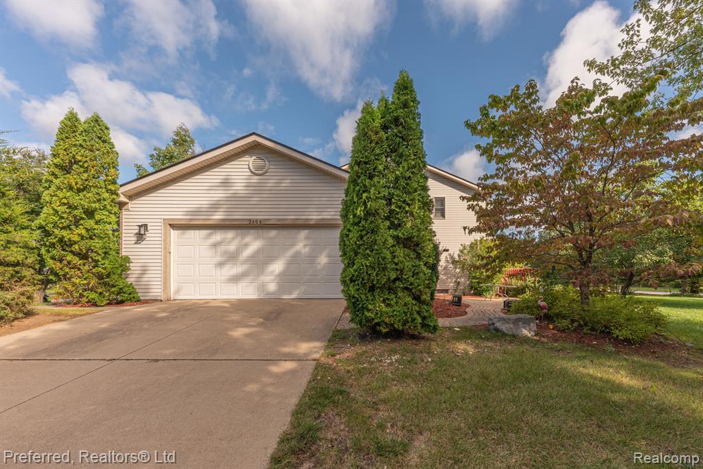 3104 SPRING HOLLOW, Ann Arbor, MI 48105 — Photo 5
