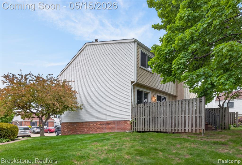 37643 Charter Oaks Boulevard, Clinton Twp, MI 48036 — Photo 7