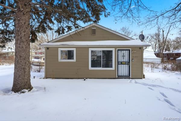 8154 Decatur Street, Detroit, MI 48228 — Photo 2