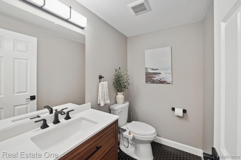 8409 Sandpiper Street, Canton, MI 48187 — Photo 15