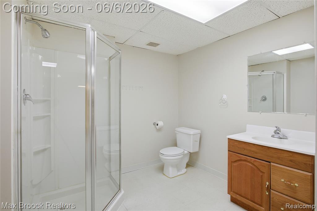 46547 Glen Eagle Drive, Utica, MI 48315 — Photo 42