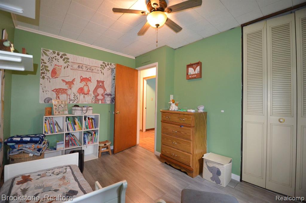 10083 HEGEL Road, Goodrich Vlg, MI — Photo 32