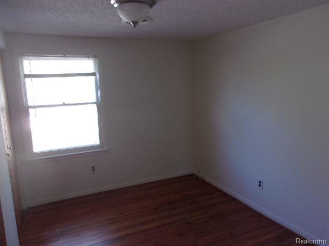507 W LINCOLN Avenue, Royal Oak, MI 48067 — Photo 5