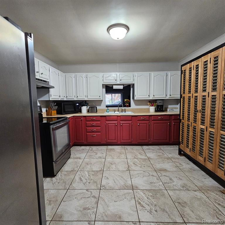 205 N Elm Road, Webberville, MI 48892 — Photo 7