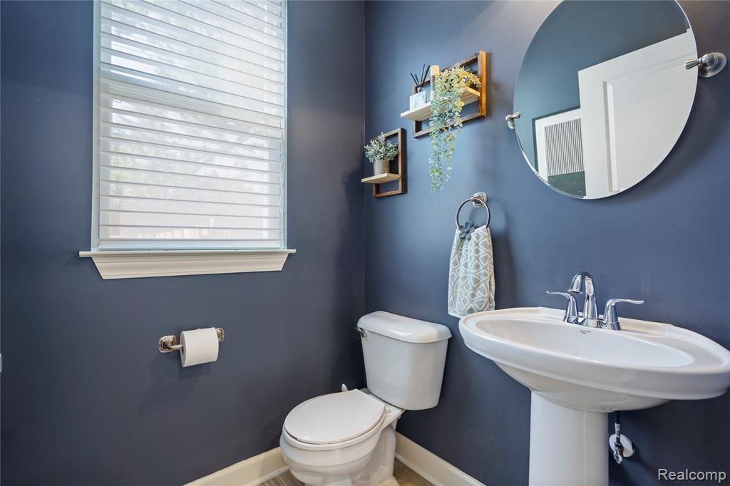 800 N Dorchester Avenue, Royal Oak, MI 48067 — Photo 28