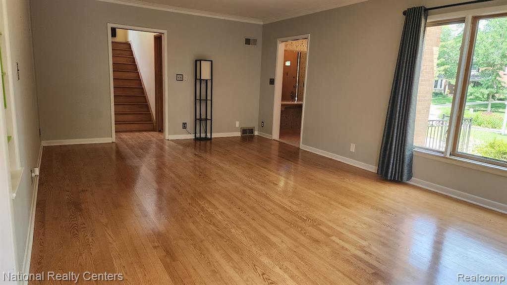821 Pemberton Road, Grosse Pointe, MI 48230 — Photo 21