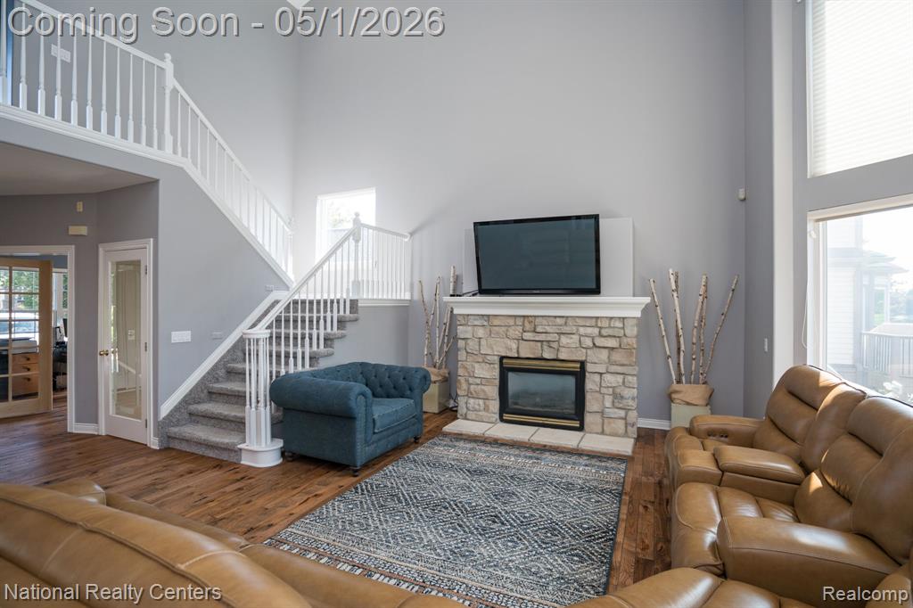 542 Bay Pointe Drive, Oxford, MI 48371 — Photo 10