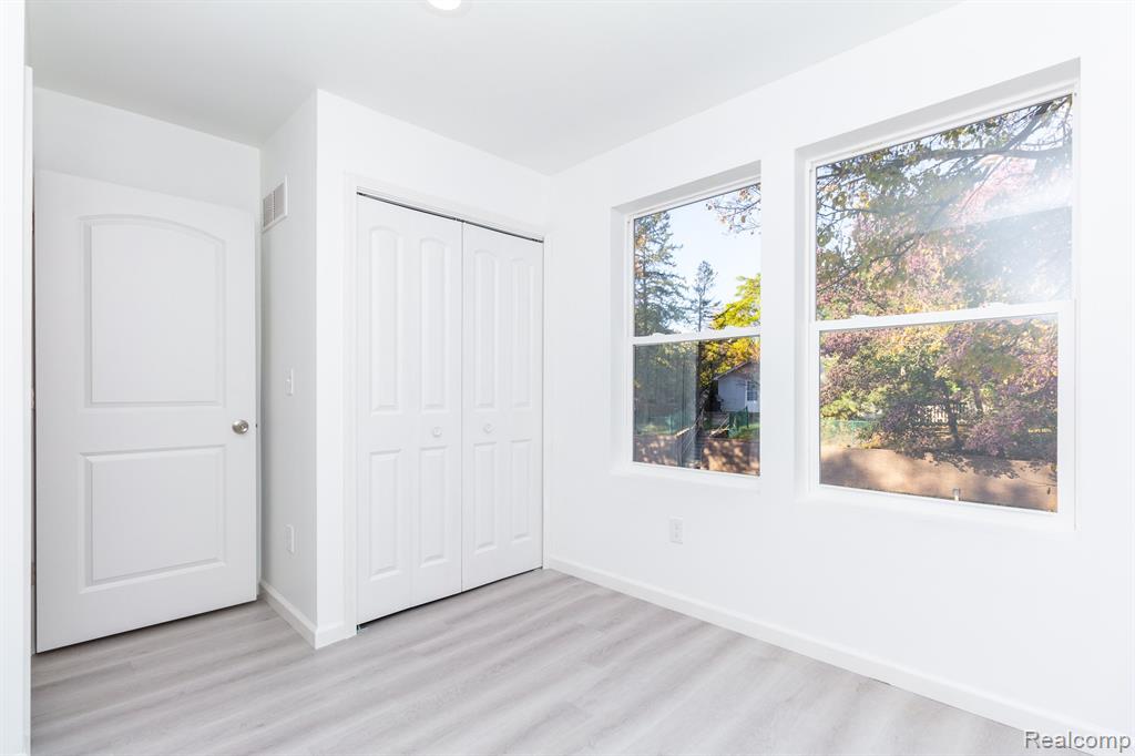 500 N CONKLIN Road, Lake Orion, MI 48362 — Photo 29