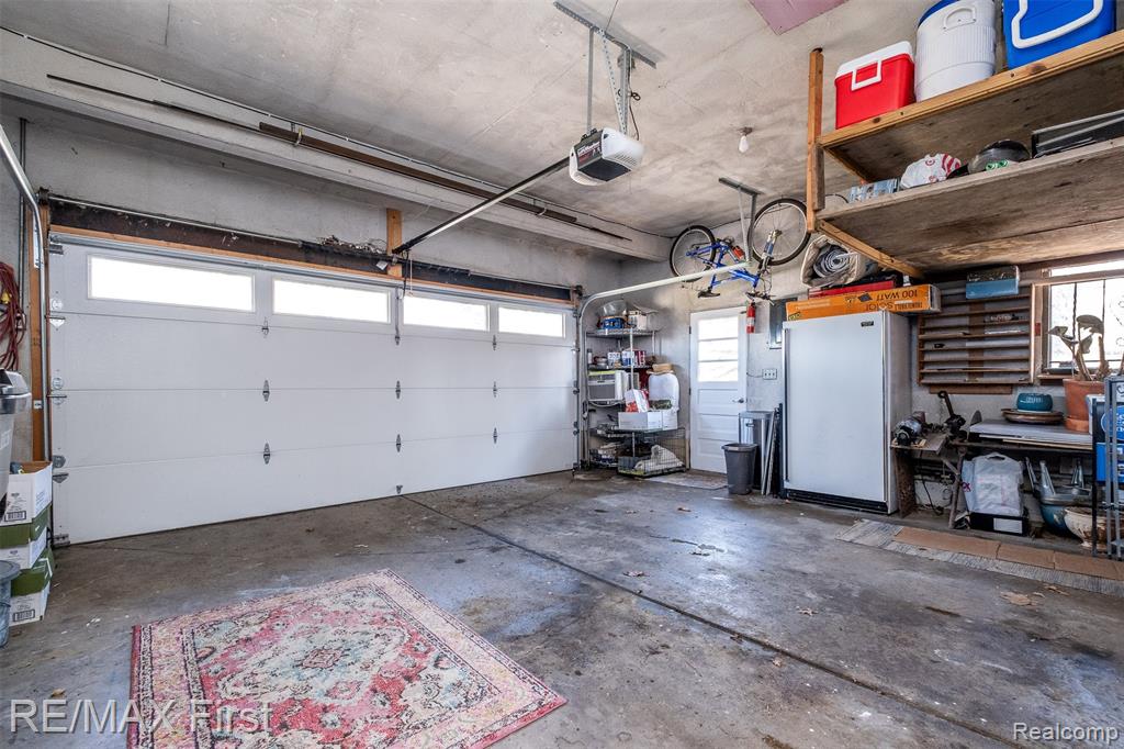 905 W Parker Avenue, Madison Heights, MI 48071 — Photo 49