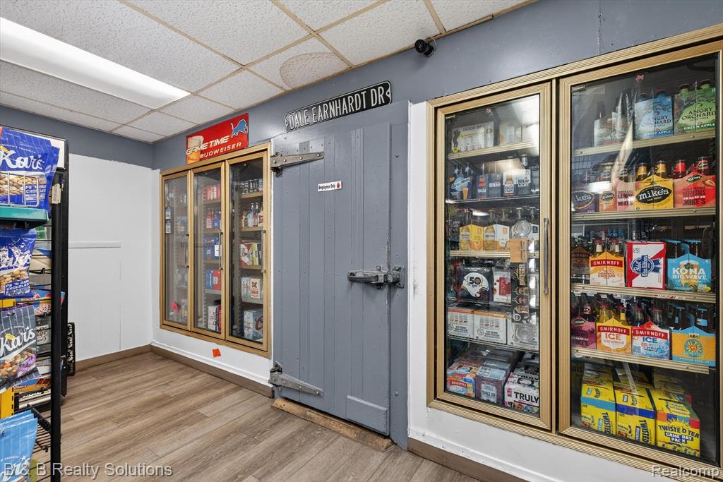 5009 Lapeer Road, Columbiaville, MI 48421 — Photo 9