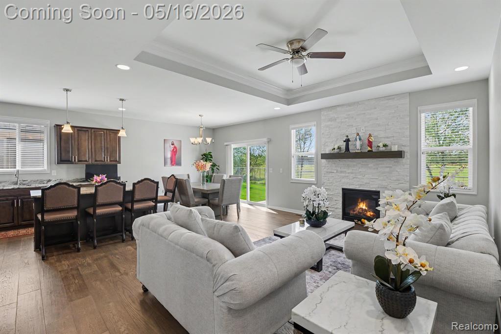 15330 Eton Pointe Drive, Clinton Twp, MI 48035 — Photo 4