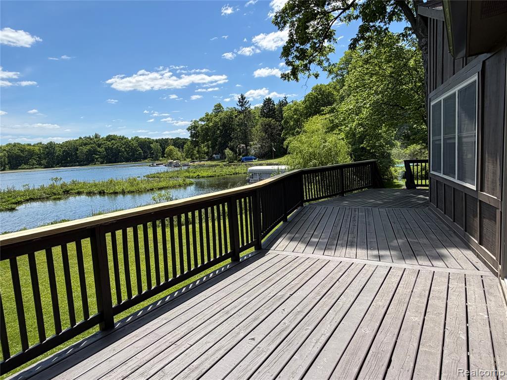 2130 Webster Park Drive, Howell, MI 48843 — Photo 7
