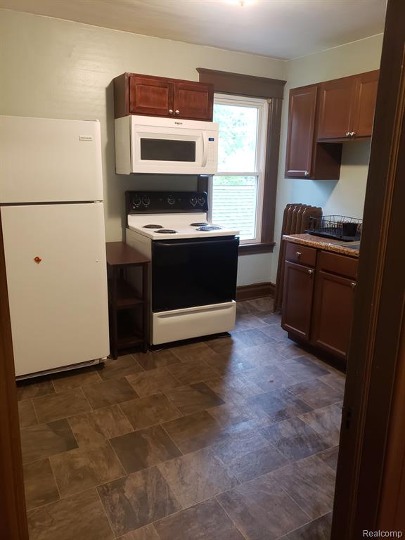 28 FERRIN, Mount Clemens, MI 48043 — Photo 3