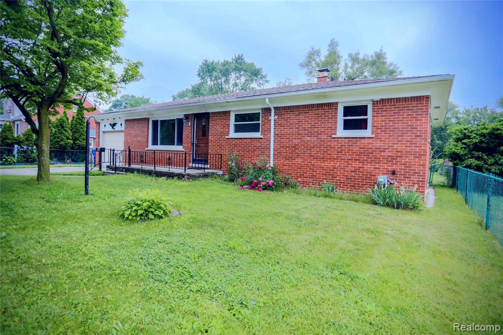 3581 Stolzenfeld Avenue, Warren, MI 48091 — Photo 6