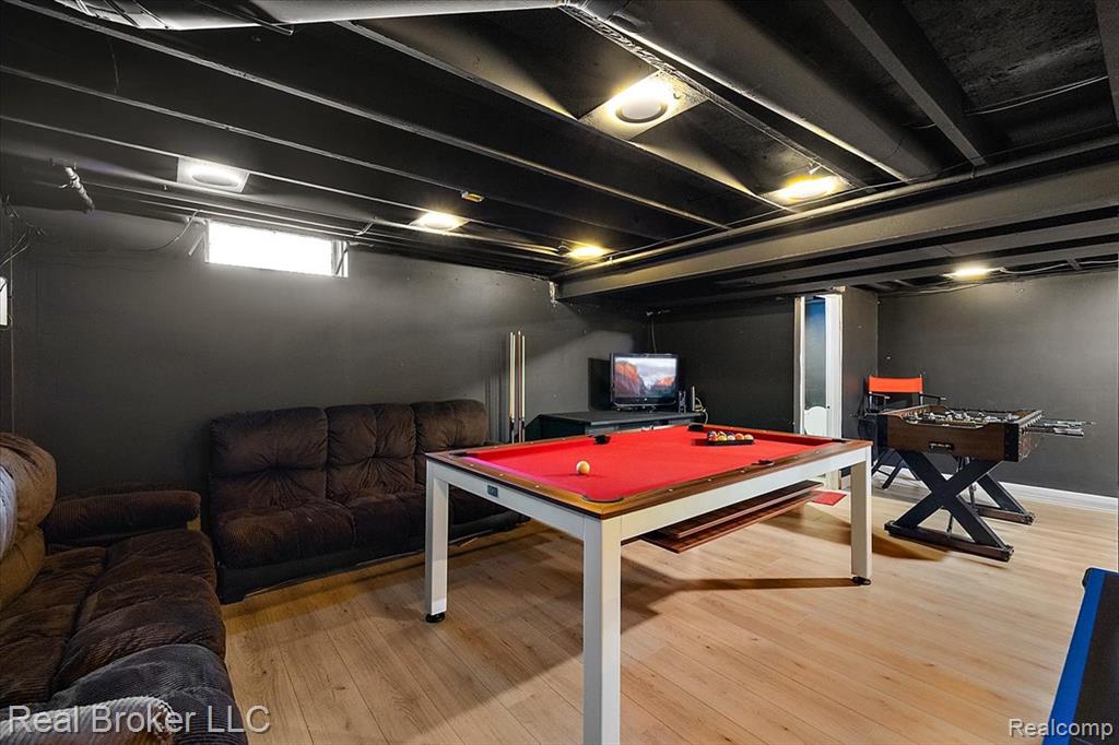 24348 Simmons Drive, Novi, MI — Photo 44