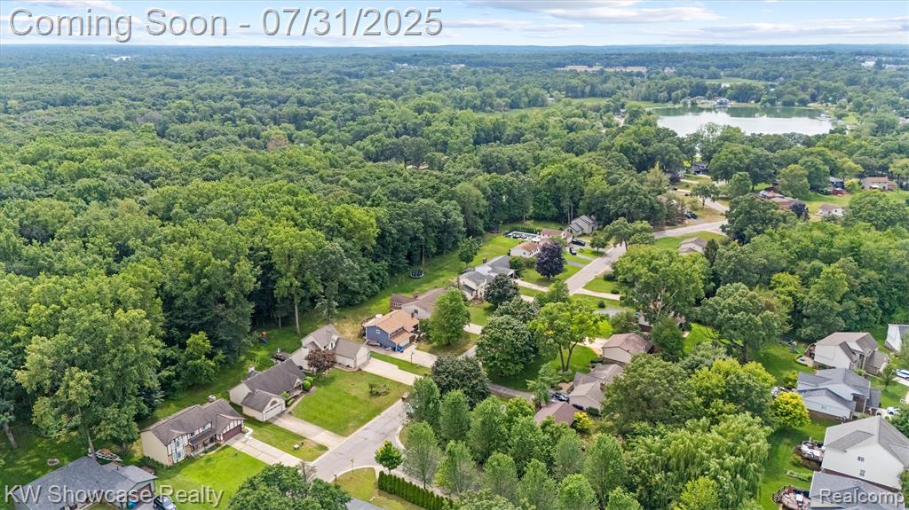 9523 Chaumont Drive, Commerce Twp, MI 48382 — Photo 18