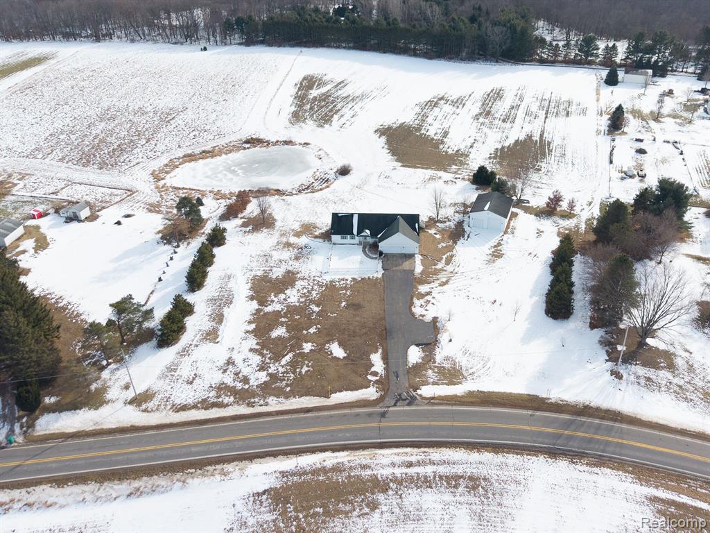 1052 E DEXTER Trail, Dansville, MI 48819 — Photo 53
