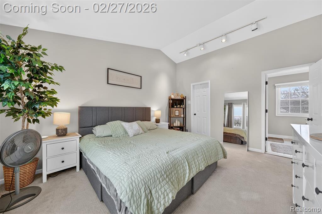 801 Linden Way, Auburn Hills, MI 48326 — Photo 30