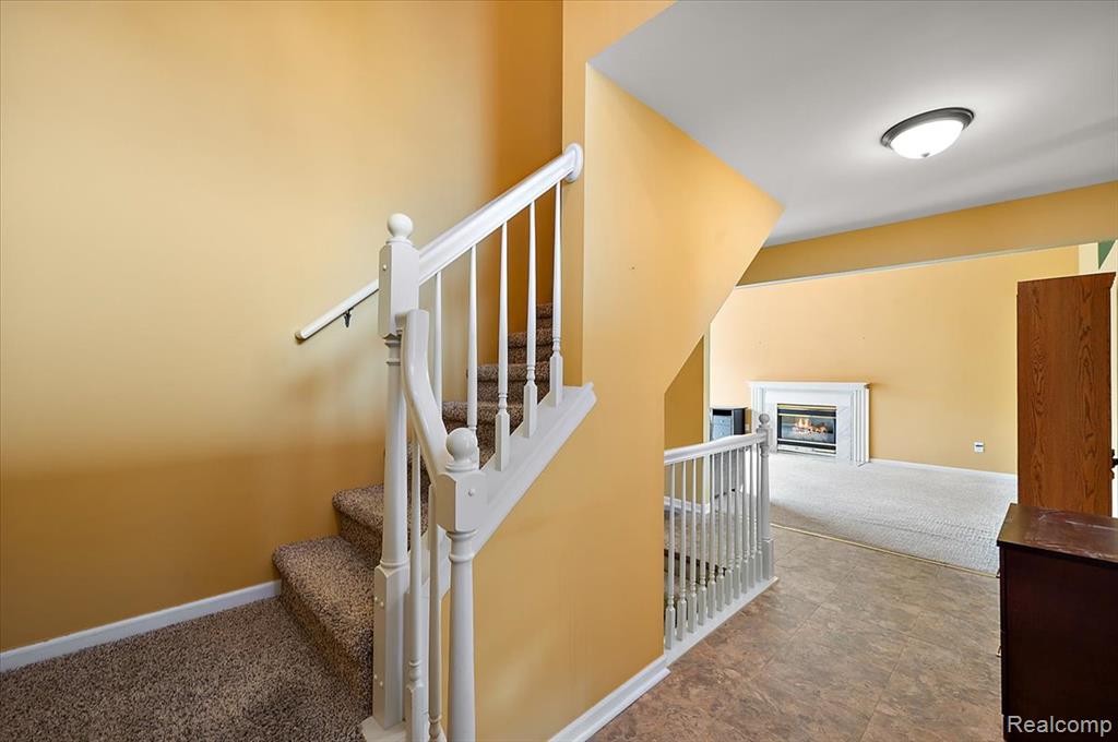 734 Challenging Trail, 65, South Lyon, MI 48178 — Photo 16