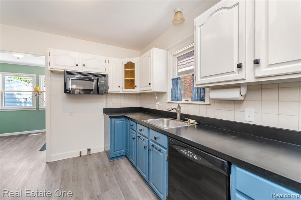 1712 Ash Street, Wyandotte, MI 48192 — Photo 13