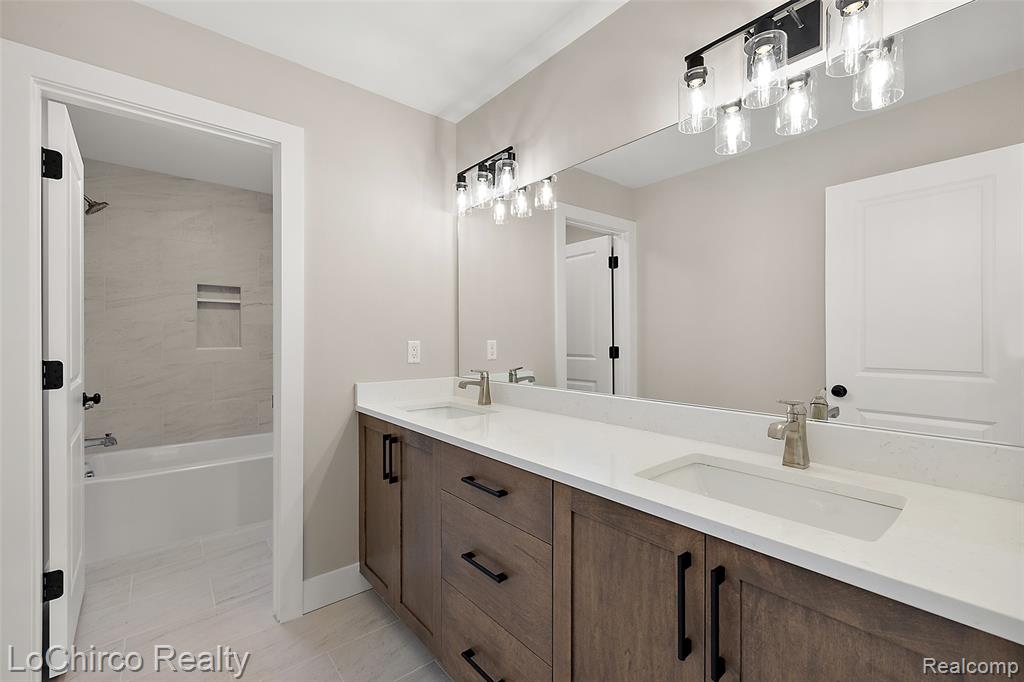 49001 Wingfield Drive, Macomb, MI 48044 — Photo 56