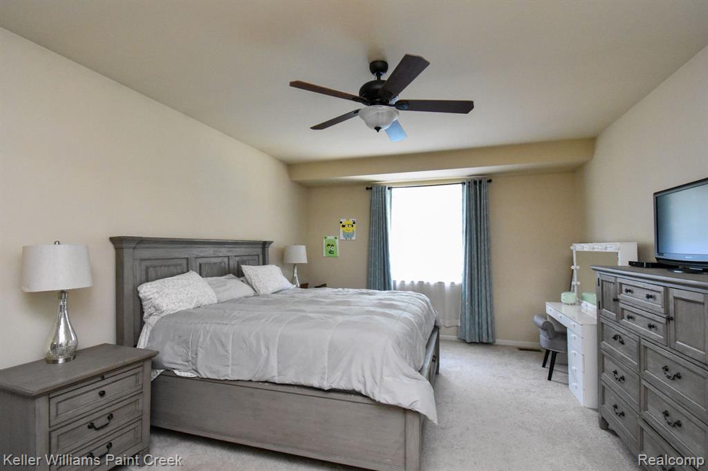 51405 CAROLINE Drive, Chesterfield, MI 48047 — Photo 23