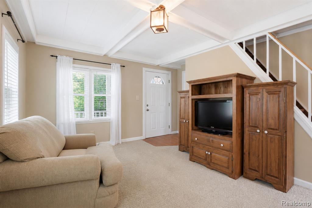 208 Flushing Street, Gaines Vlg, MI 48436 — Photo 12