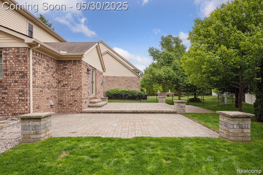 9267 Richfield, Livonia, MI 48150 — Photo 42