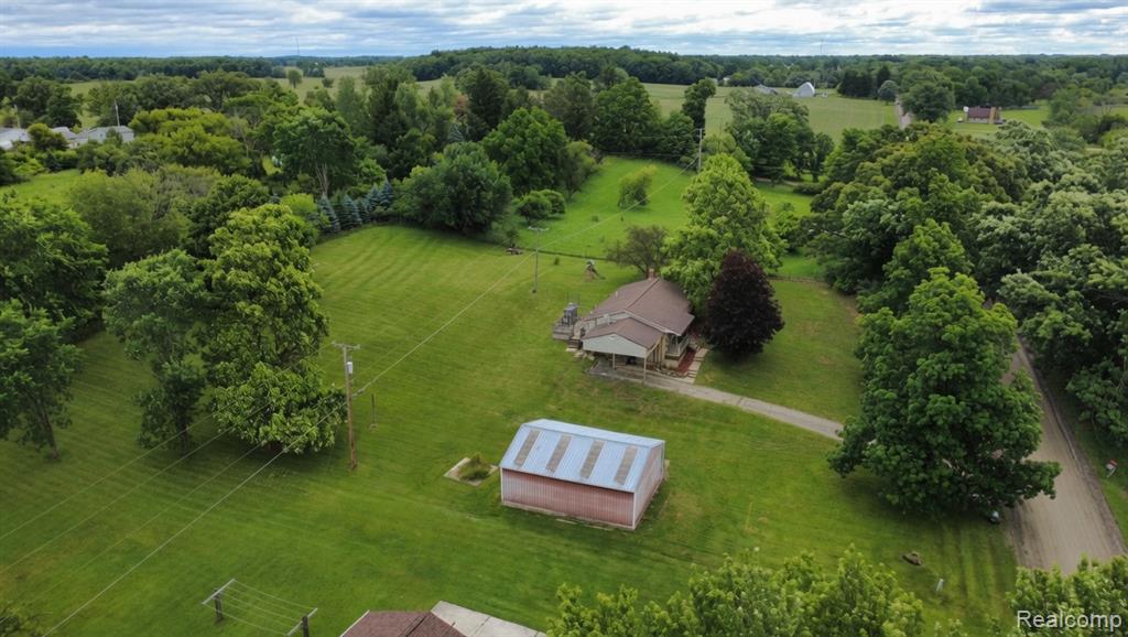 8040 Smith Road, Gaines Vlg, MI 48436 — Photo 2