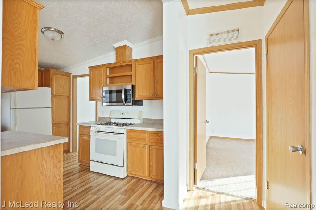 7515 CENTER Road, Millington, MI 48746 — Photo 18