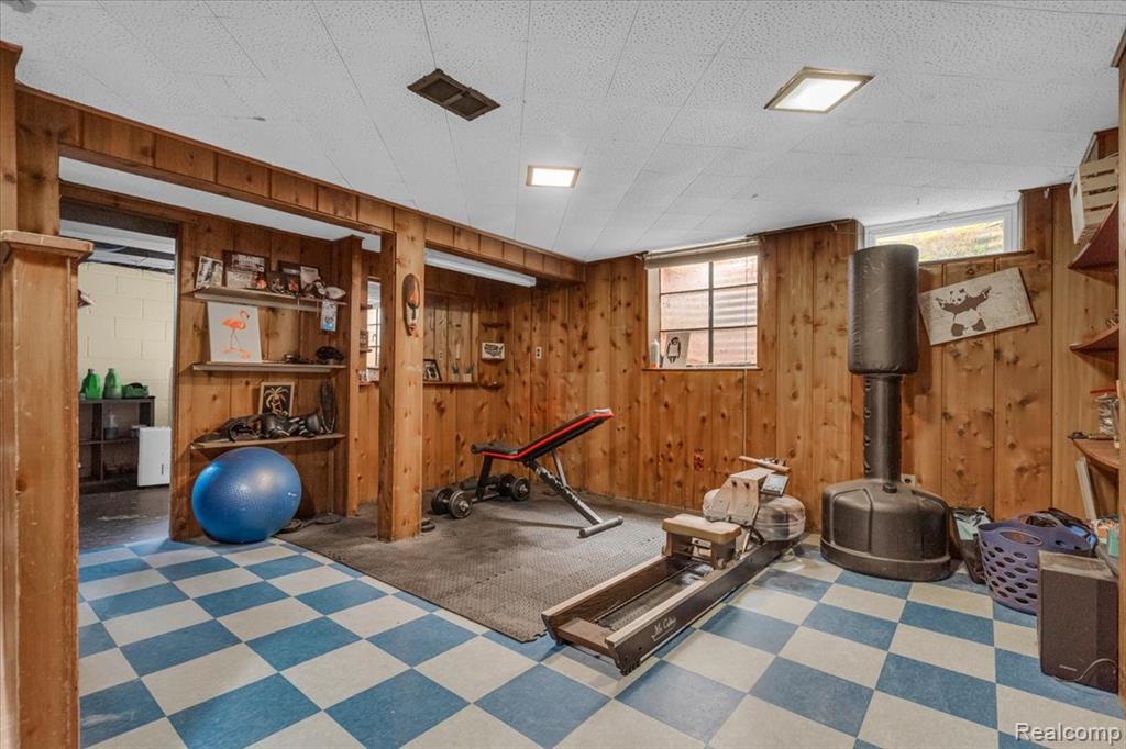 19 Maplefield Road, Pleasant Ridge, MI — Photo 33