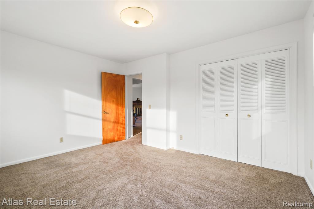 4386 Bennett Drive, Burton, MI 48519 — Photo 45