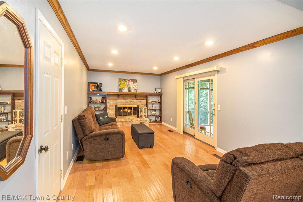5555 Old Franklin Road, Grand Blanc, MI 48439 — Photo 13