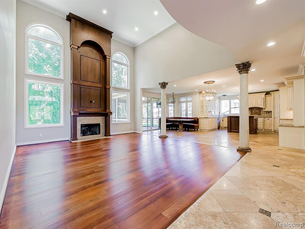5570 HAMPSHIRE Drive, West Bloomfield, MI — Photo 15