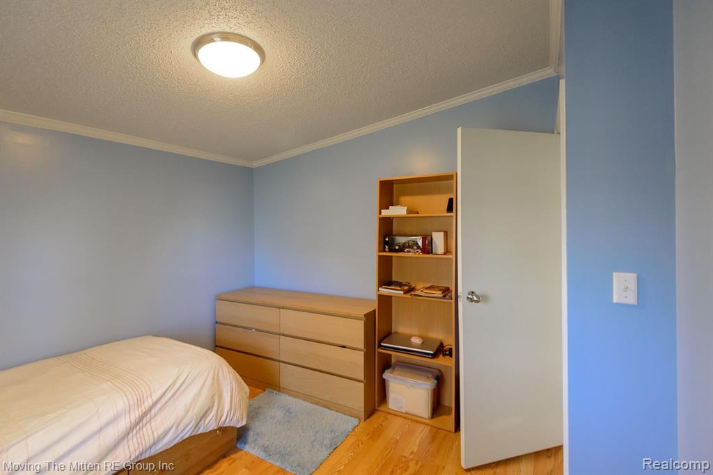 42 N BIGGS Street, Belleville, MI 48111 — Photo 26