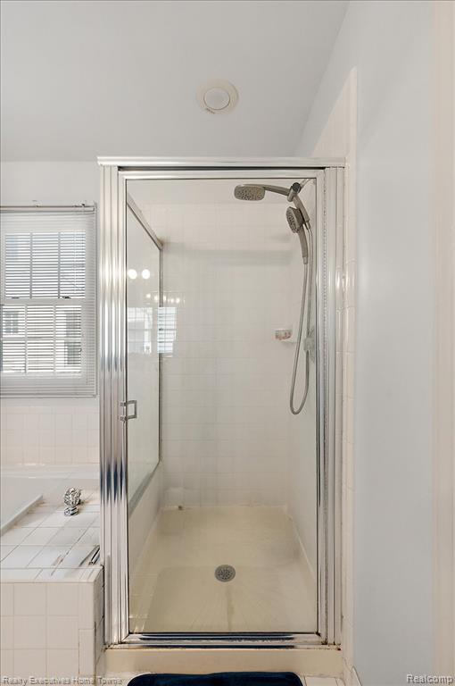 899 Hathaway Dr Drive, Auburn Hills, MI 48326 — Photo 29