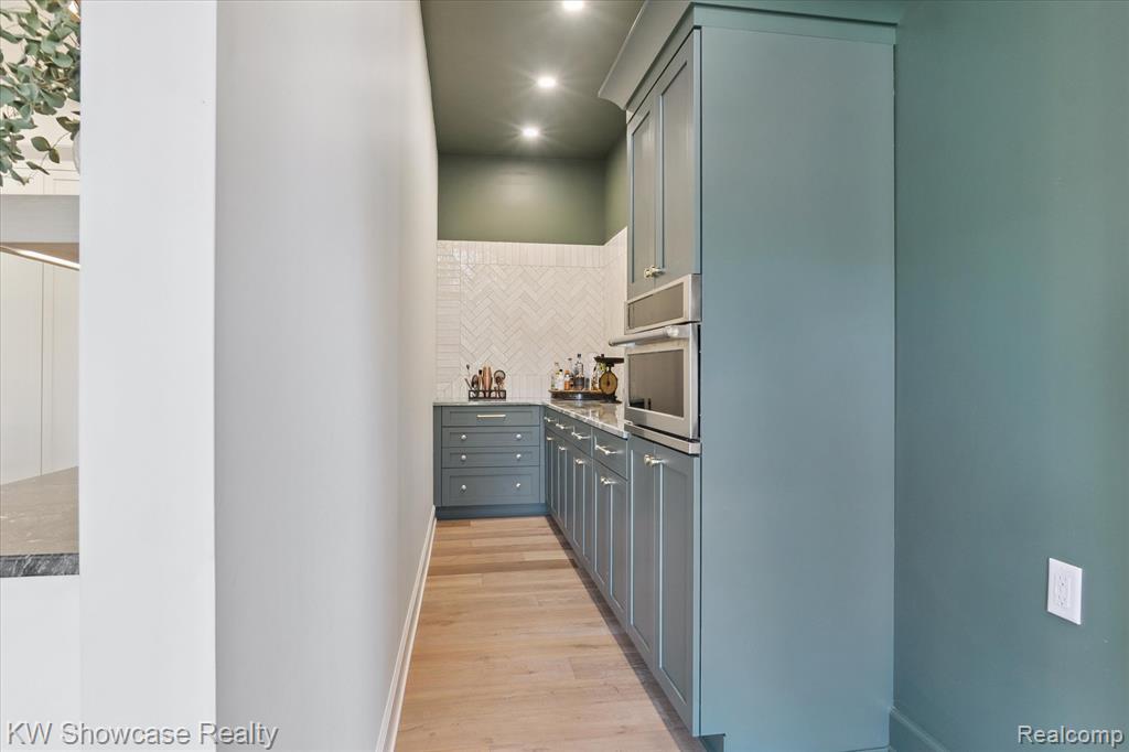 9109 N Territorial Road, Plymouth, MI 48170 — Photo 10
