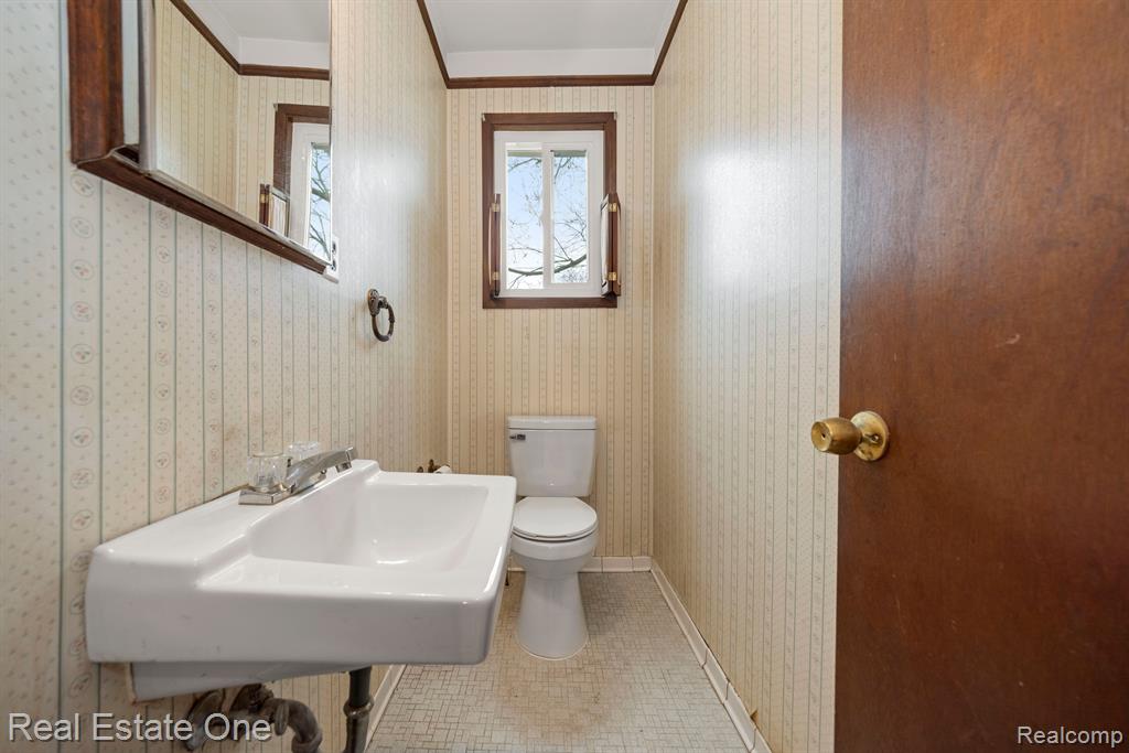 41650 BORCHART Drive, Novi, MI — Photo 13