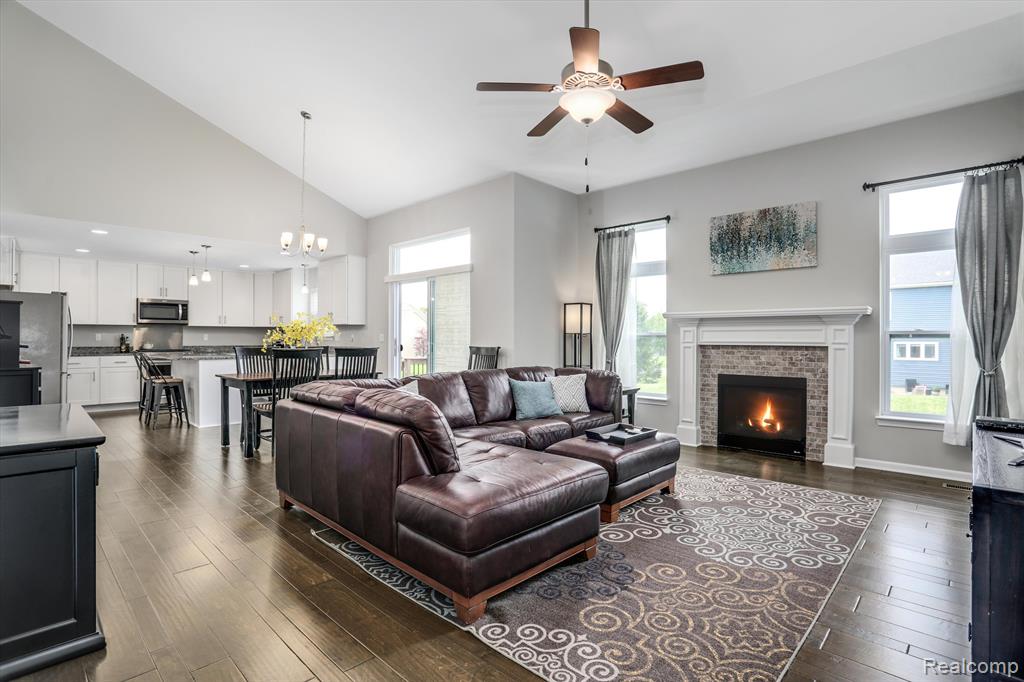 9139 LANNING Lane, Brighton, MI 48116 — Photo 6