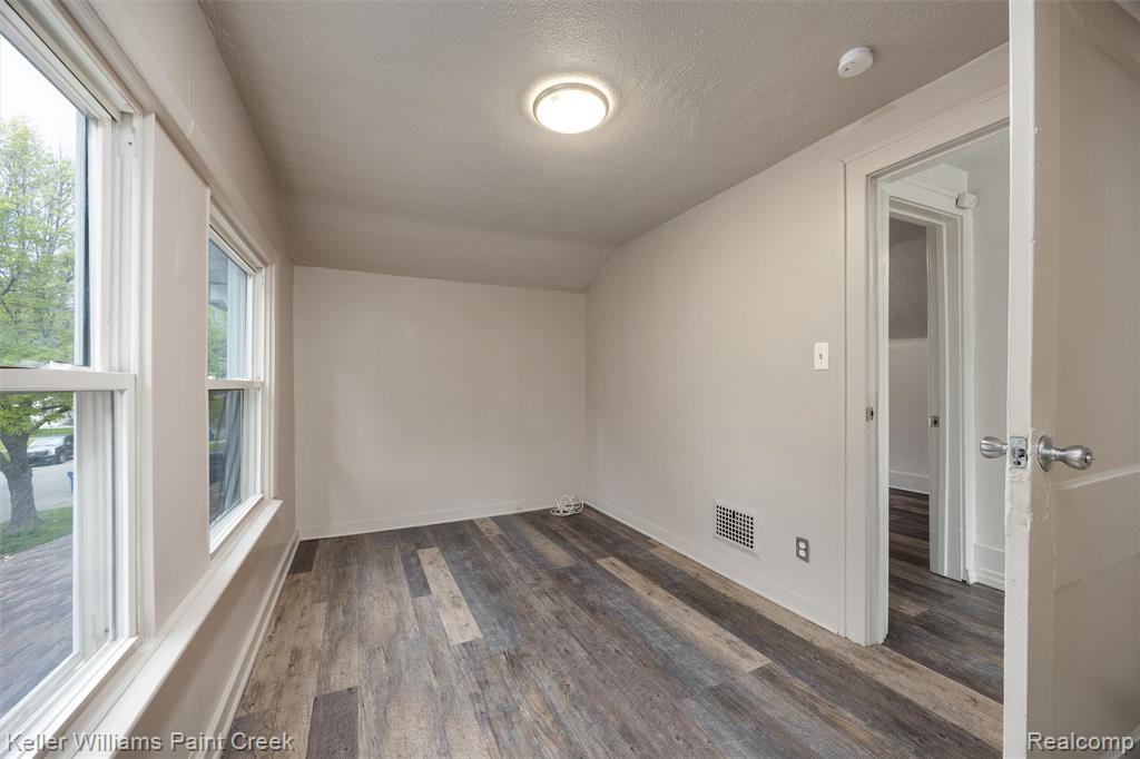 7275 Orchard Avenue, Warren, MI 48091 — Photo 17