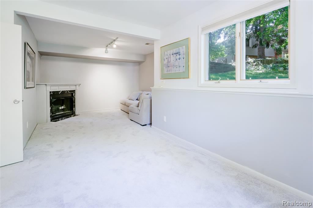 5105 Wah Ta Wah Drive, Clarkston, MI 48348 — Photo 21
