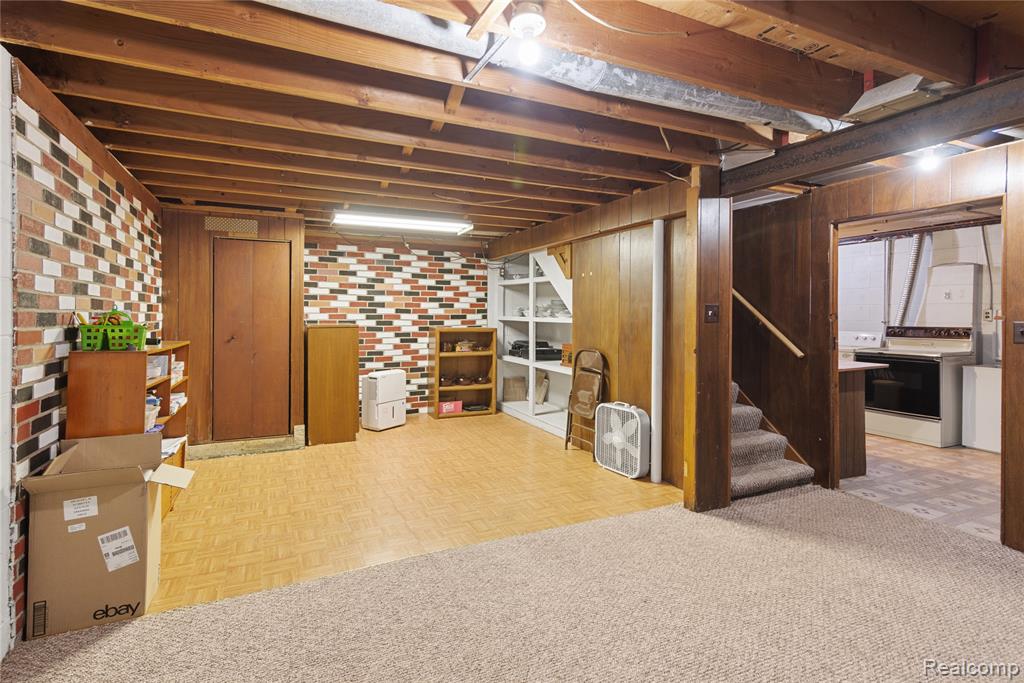4327 Lancashire, Milford, MI 48380 — Photo 27