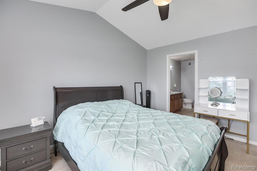 5203 WIDGEON Lane, Walled Lake, MI 48390 — Photo 19